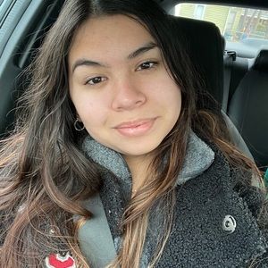 Meet your Posher, Angelise